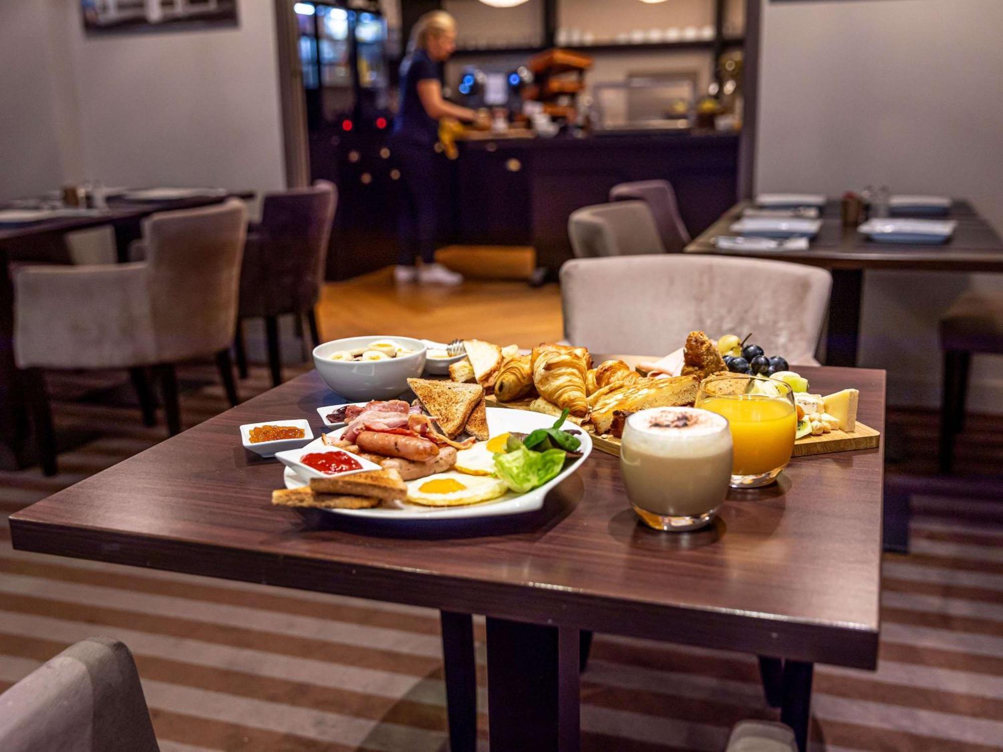 Mercure Paris Saint Cloud Hippodrome מראה חיצוני תמונה